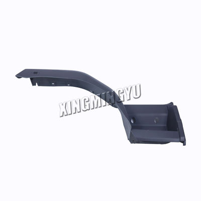 Originario de China Sección delantera del guardabarros de plástico nuevo para el camión Dongfeng Chenglong 609 M61-8403221B M61-8403221B-YC M61-8403321/421